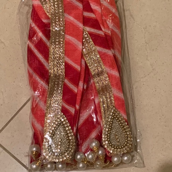 New Leheriya Indian Dupatta With crystals pearls and gold embroidery. NWOT